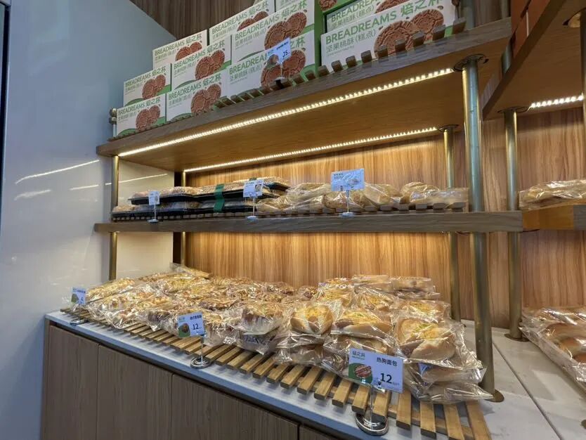 工廠店煥新升級，旅行途中不可錯過的金獎可頌與曲奇